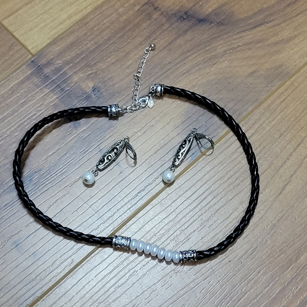 Pearls and Leather Necklace/Choker and Earrings Set